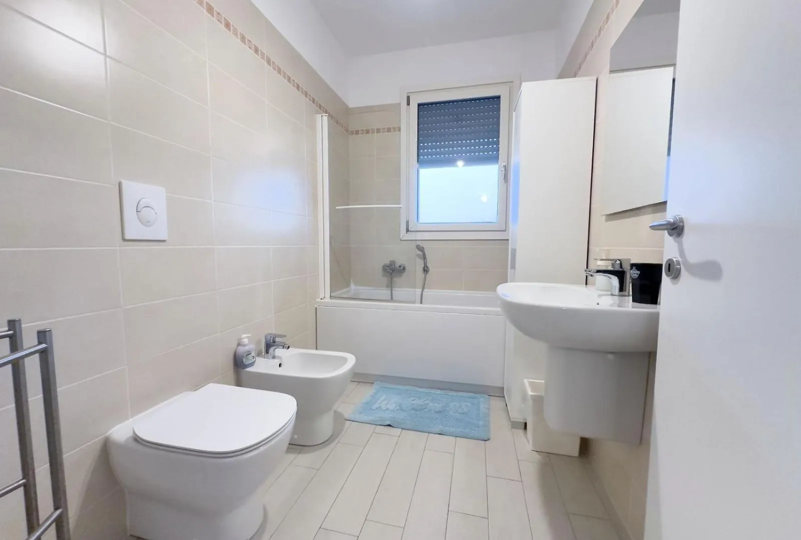 Luxury 3 Bedroom Apartment 100 Mq Next To Rho Fiera And San Siro Milan 0*,