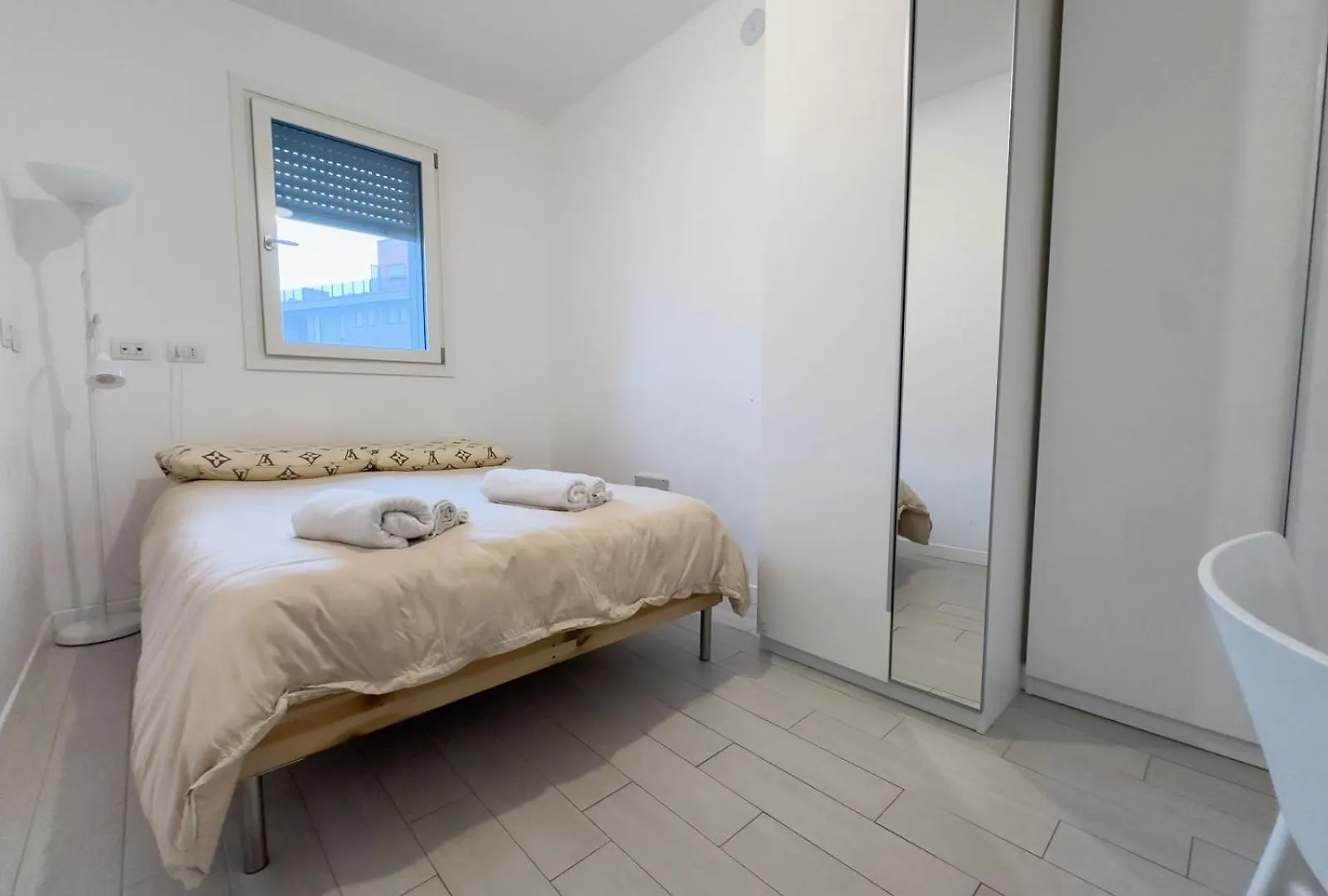 Luxury 3 Bedroom Apartment 100 Mq Next To Rho Fiera And San Siro Milan