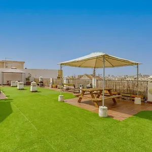 https://holidays2malaga-cruz-verde-rooftop-terrace.es-andalucia.com